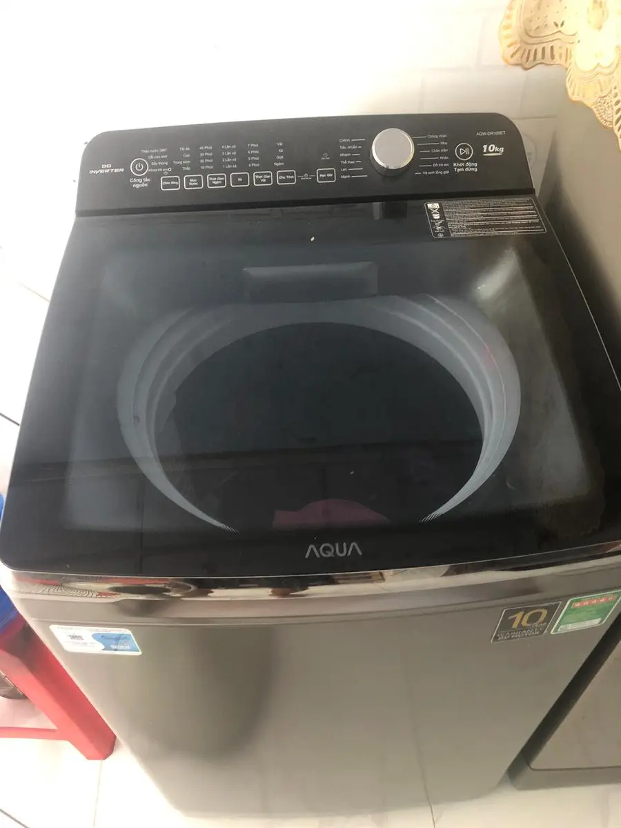 Khách hàng review Máy giặt Aqua Inverter 10 Kg AQW-DR100ET S 22