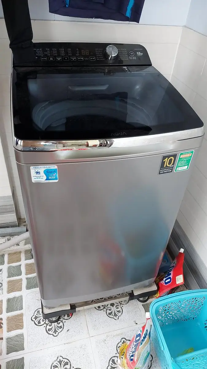 Khách hàng review Máy giặt Aqua Inverter 10 Kg AQW-DR100ET S 16