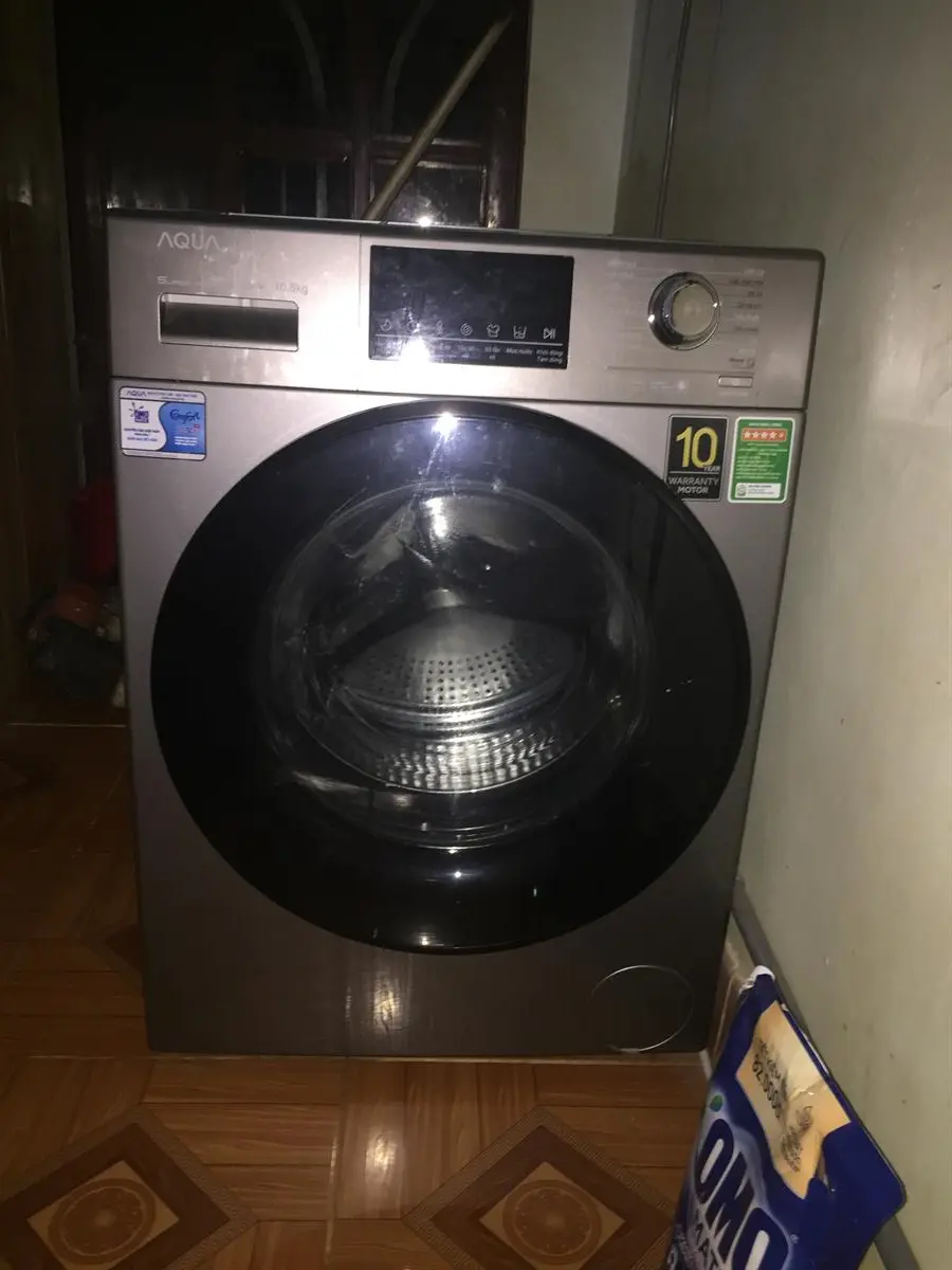 Khách hàng review Máy giặt Aqua Inverter 10.5 KG AQD-D1050F.S 5