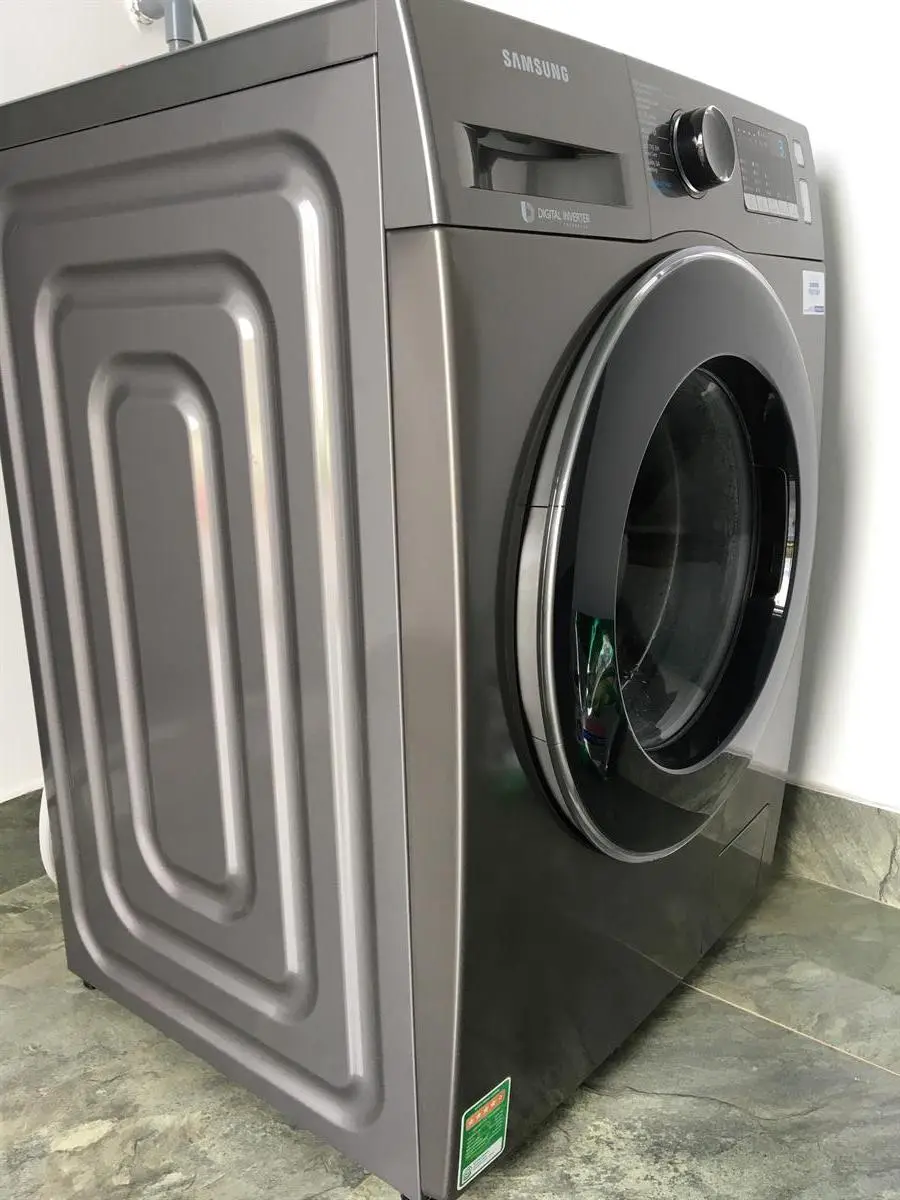 Khách hàng review Máy giặt Samsung Inverter 9.5 kg WW95J42G0BX/SV 3