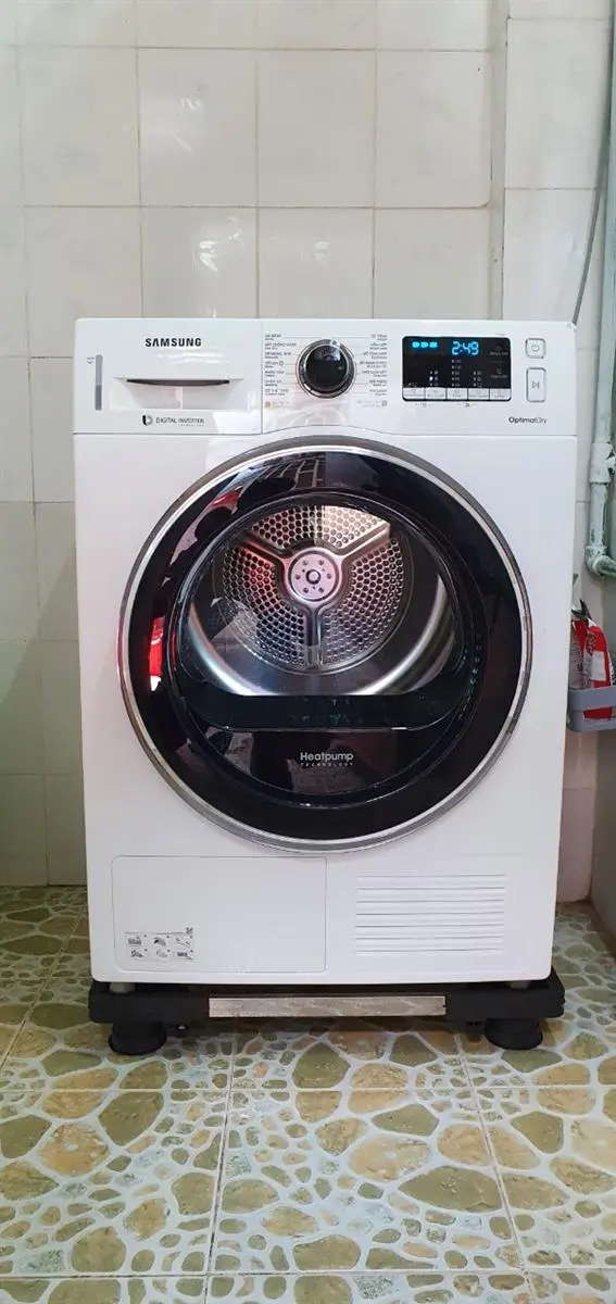 Khách hàng review Máy sấy bơm nhiệt Samsung Inverter 9 Kg DV90M5200QW/SV 1