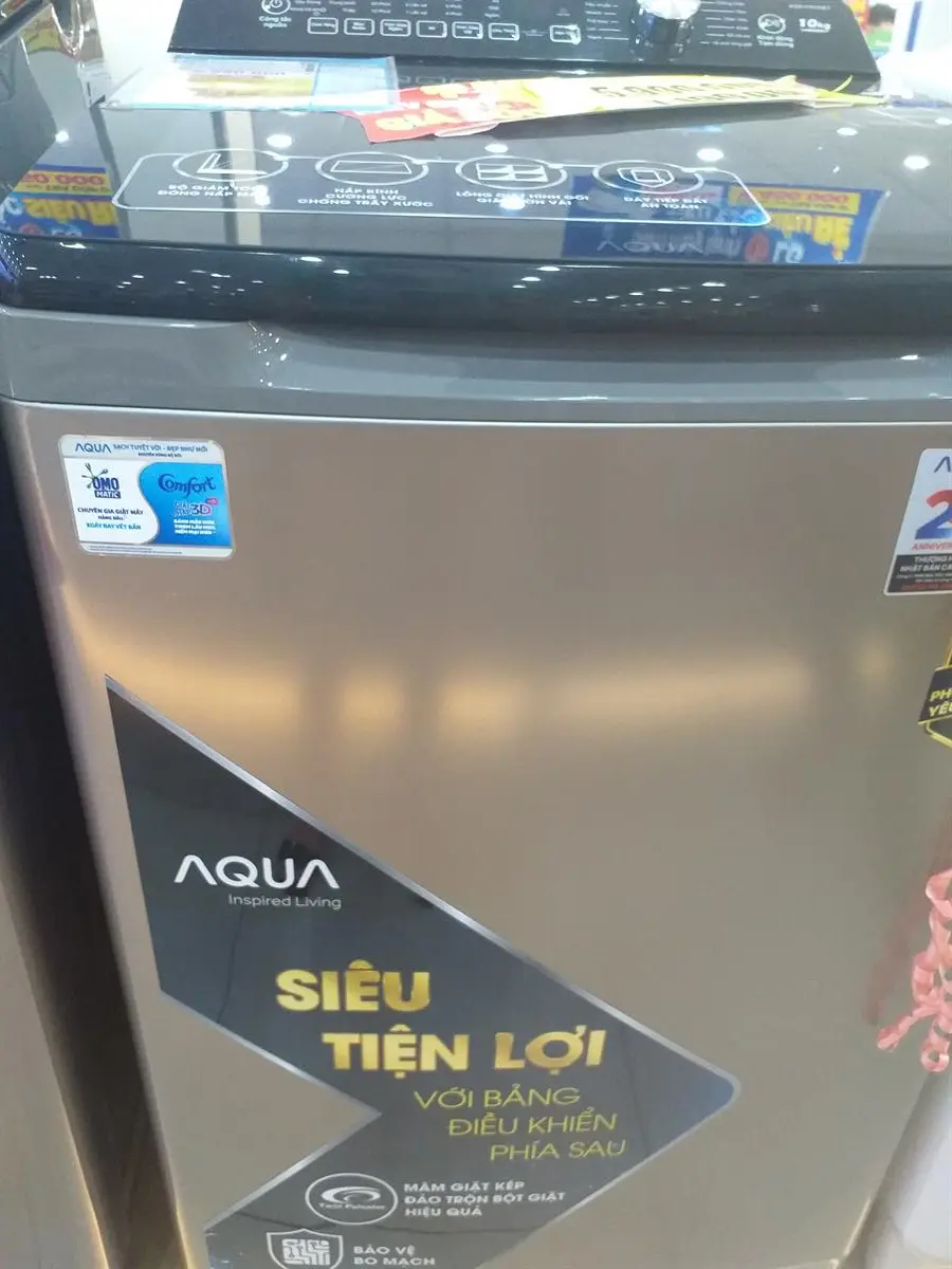 Khách hàng review Máy giặt Aqua Inverter 10 Kg AQW-DR100ET S 7