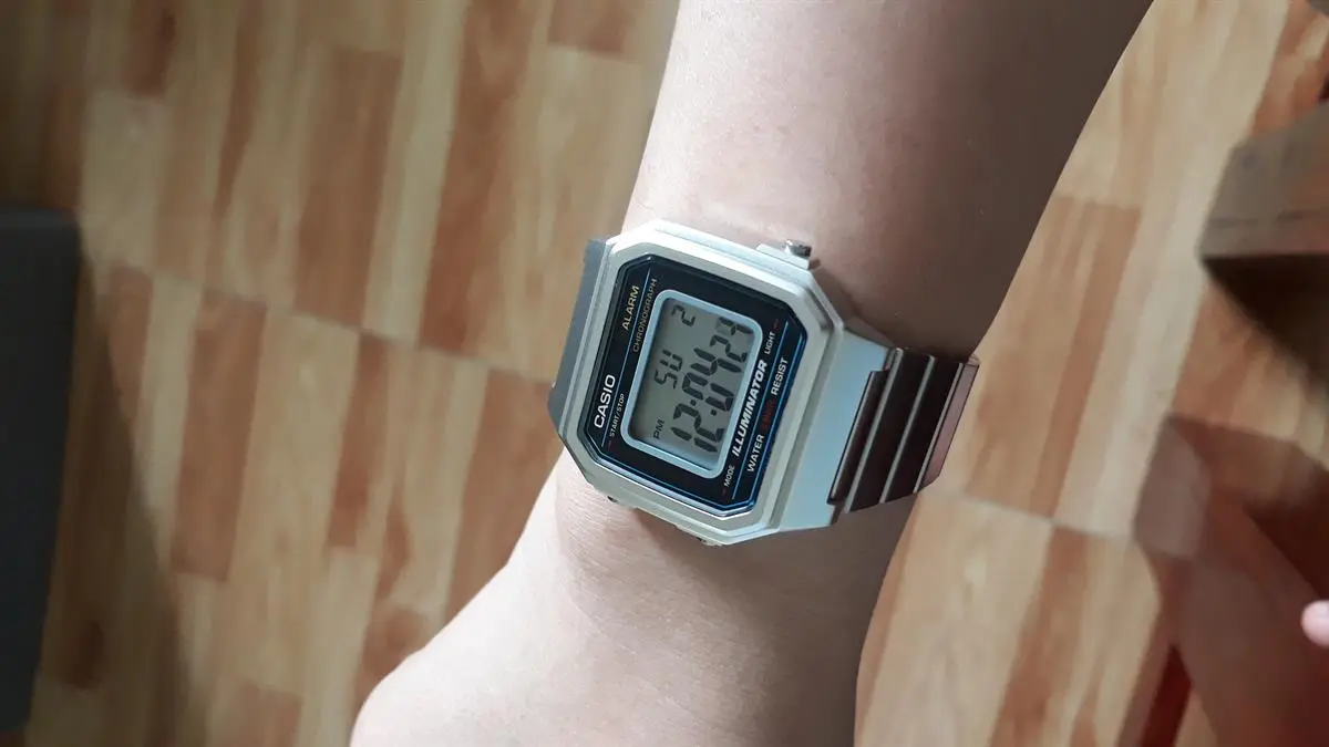 Khách hàng review Đồng hồ CASIO Vintage 38 mm Unisex B650WD-1ADF 5