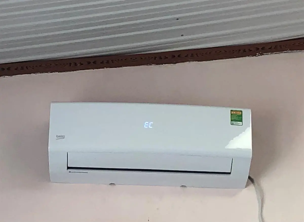 Khách hàng review Máy lạnh Beko 1.5 HP RSSC12CV 1
