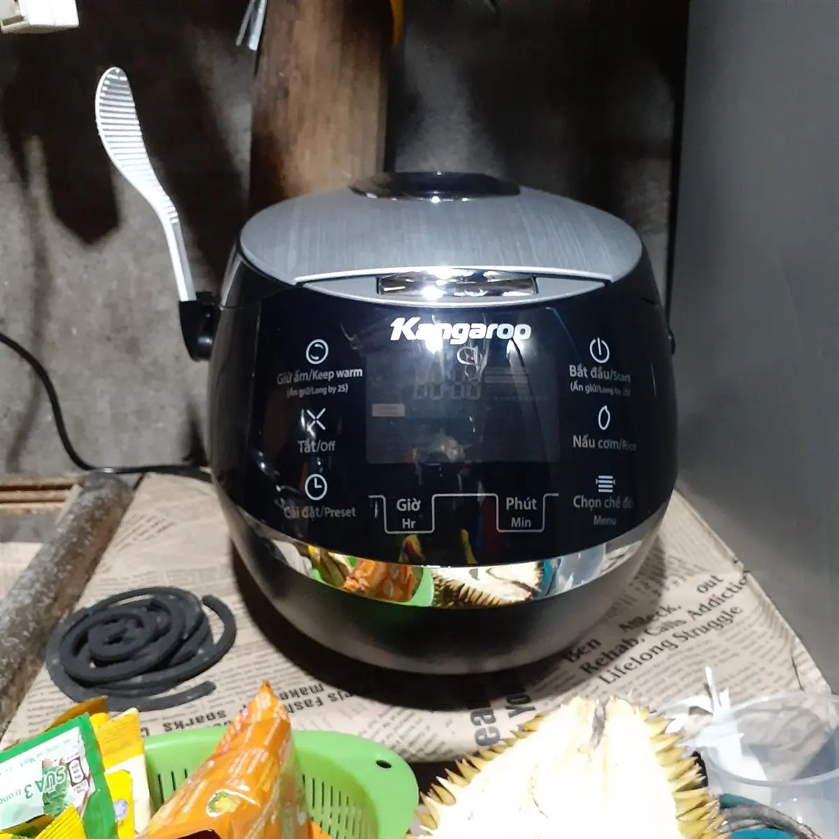 Khách hàng review Nồi cơm điện tử Kangaroo 1.8 lít KG595 35