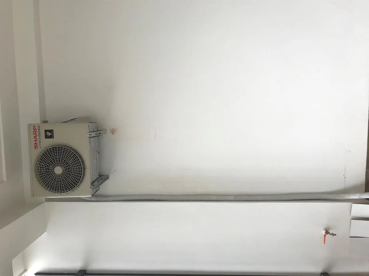 Khách hàng review Máy lạnh Sharp Inverter 1 HP AH-XP10YMW 5