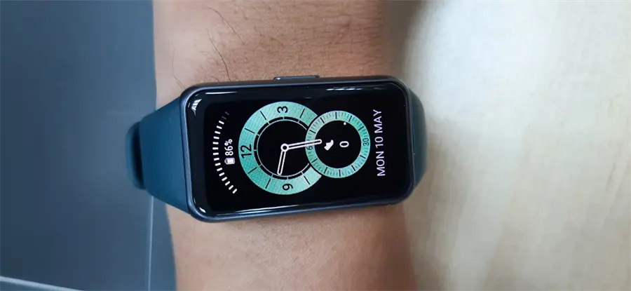 Khách hàng review Huawei band 6 dây silicone 3
