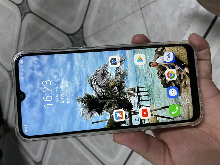 Khách hàng review Điện thoại Vsmart Star 5 (4GB/64GB) 2