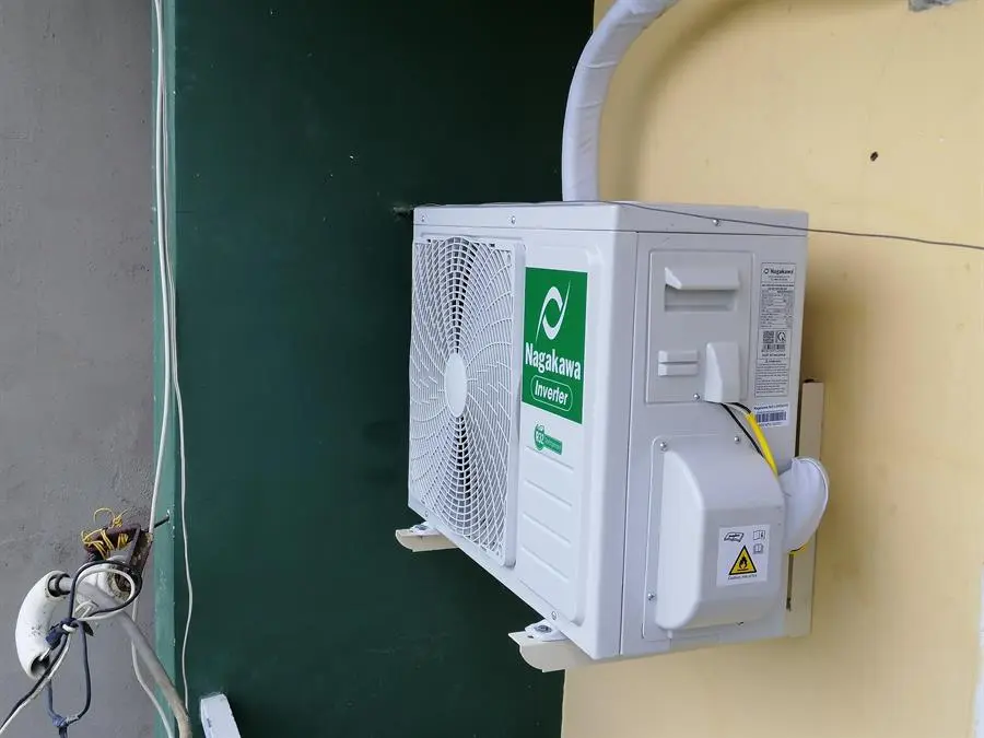 Khách hàng review Máy lạnh Nagakawa Inverter 1 HP NIS-C09R2H10 51