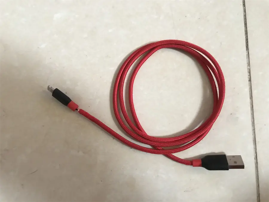 Khách hàng review Cáp sạc và truyền dữ liệu USB-A - Lightning 10.5W 1m Xmobile DR-L001X 13