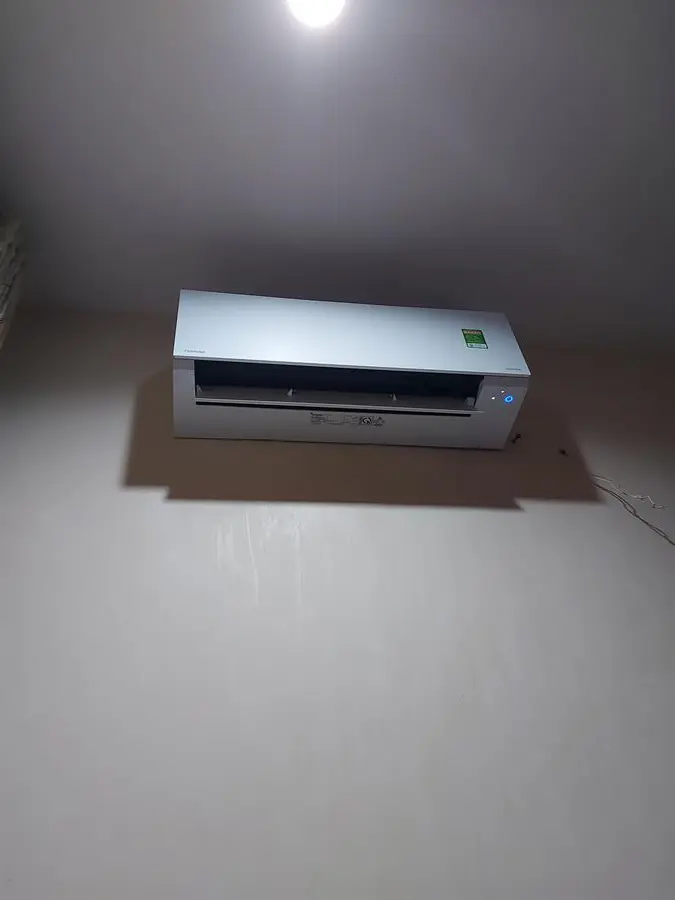 Khách hàng review Máy lạnh Toshiba Inverter 1 HP RAS-H10E2KCVG-V 19