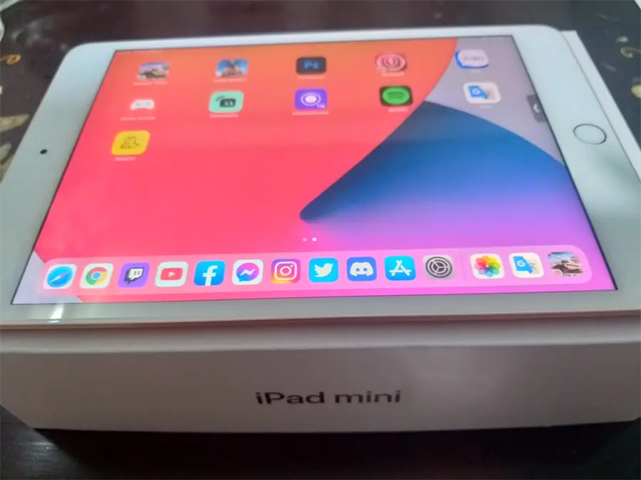 Khách hàng review Máy tính bảng iPad mini 7.9 inch Wifi 64GB (2019) 2