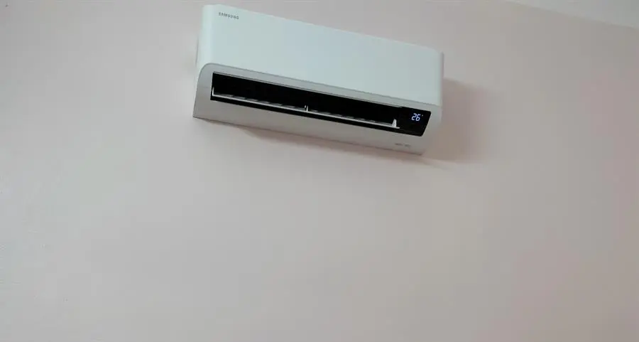 Khách hàng review Máy lạnh Samsung Inverter 1 HP AR10TYHYCWKNSV 45