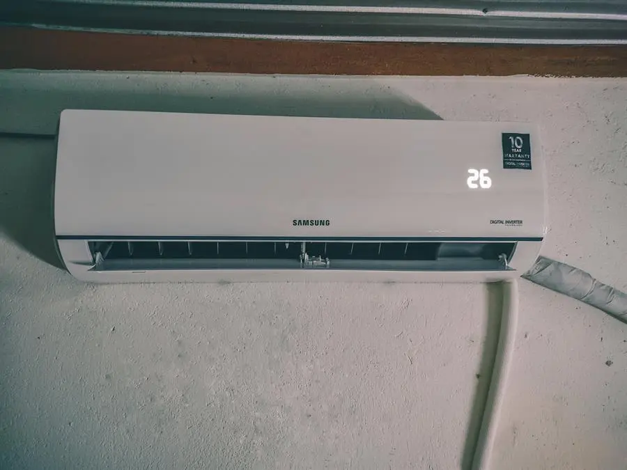 Khách hàng review Máy lạnh Samsung Inverter 1 HP AR09TYHQASINSV 124