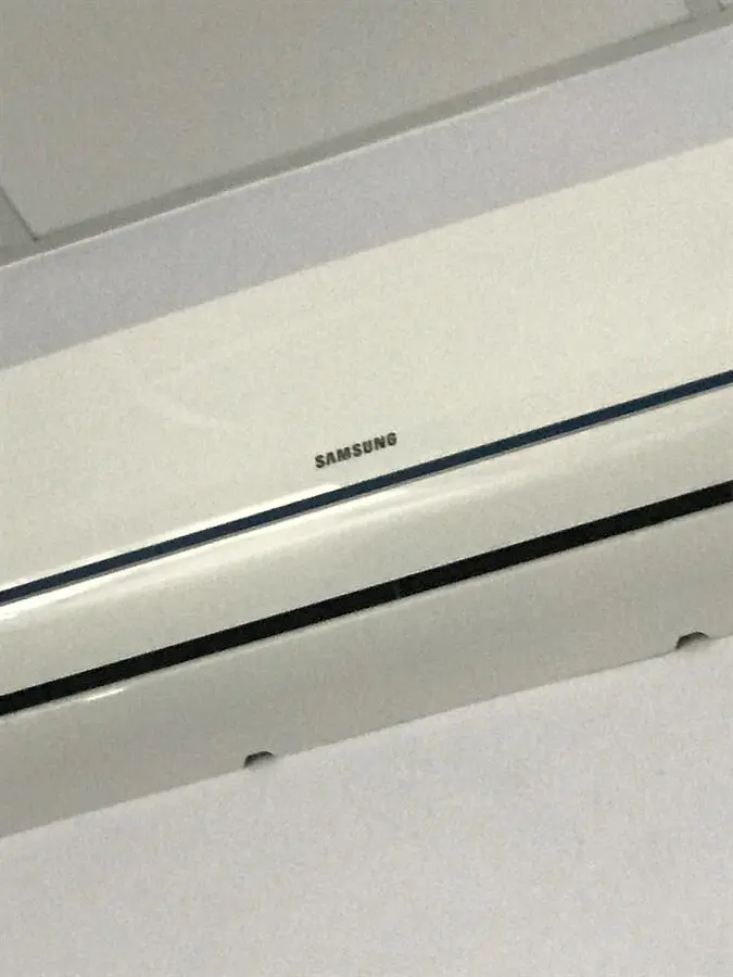 Khách hàng review Máy lạnh Samsung Inverter 1 HP AR09TYHQASINSV 123