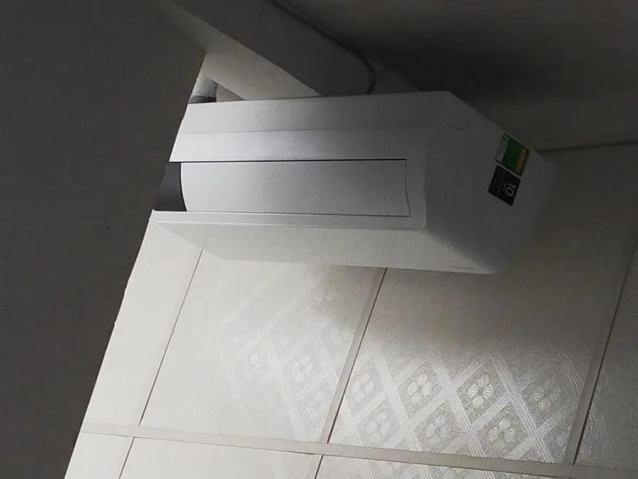 Khách hàng review Máy lạnh Samsung Inverter 1.5 HP AR13TYHYCWKNSV 35