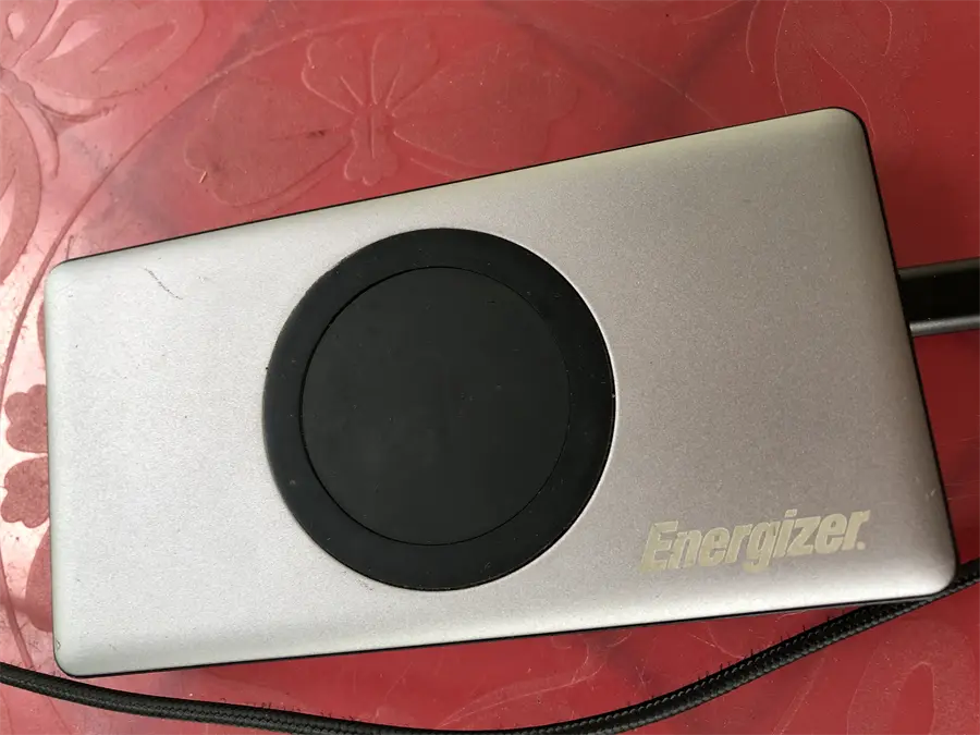 Khách hàng review Pin sạc dự phòng không dây 10.000 mAh Type C 15W Energizer QE10000GY 4