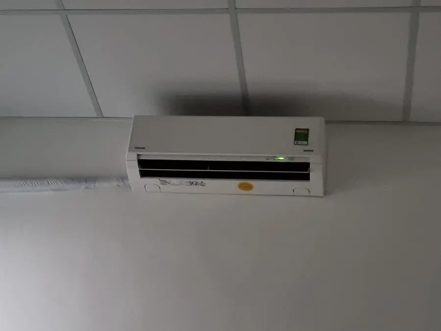 Khách hàng review Máy lạnh Toshiba Inverter 1 HP RAS-H10D2KCVG-V 12