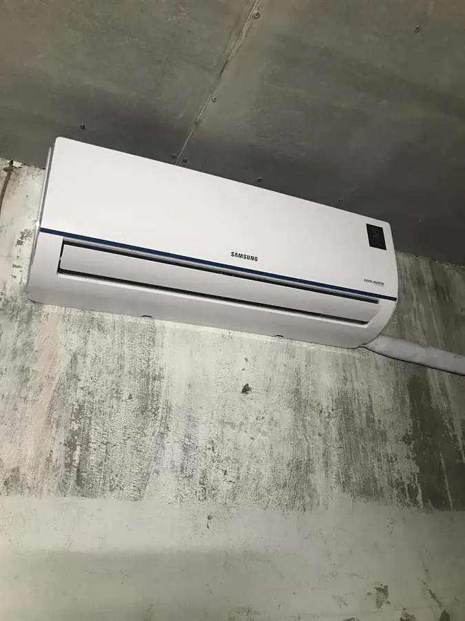 Khách hàng review Máy lạnh Samsung Inverter 1 HP AR09TYHQASINSV 114