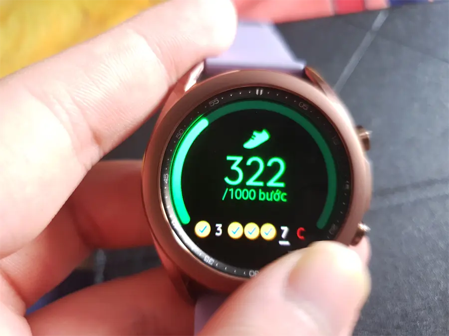 Khách hàng review Đồng hồ thông minh Samsung Galaxy Watch 3 41mm Hồng 6