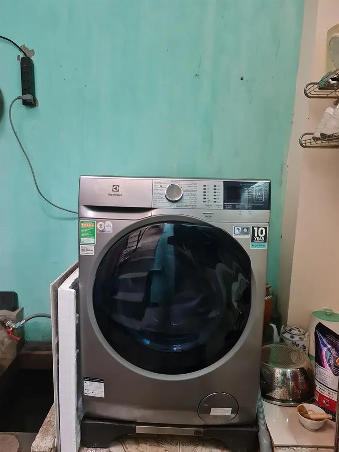 Khách hàng review Máy giặt Electrolux Inverter 9 kg EWF9024ADSA 7