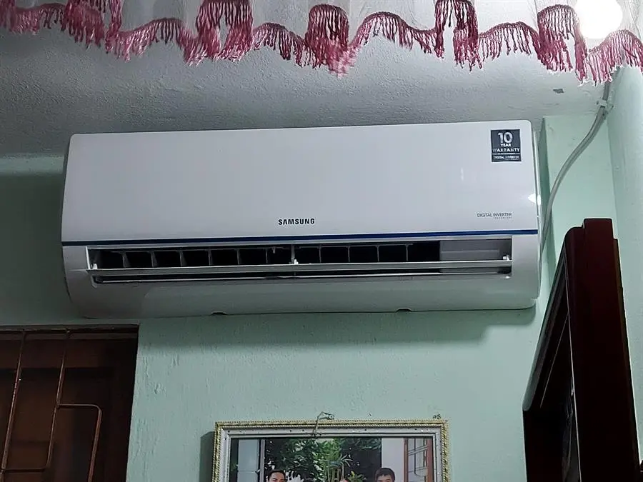 Khách hàng review Máy lạnh Samsung Inverter 1 HP AR09TYHQASINSV 107