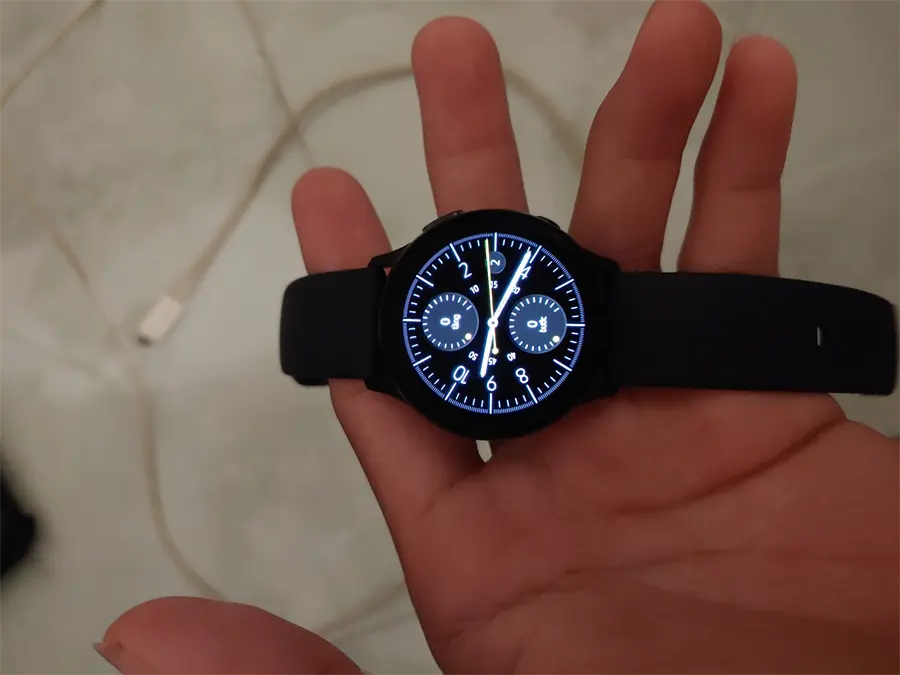 Khách hàng review Đồng hồ thông minh Samsung Galaxy Watch Active 2 40mm Đen 7