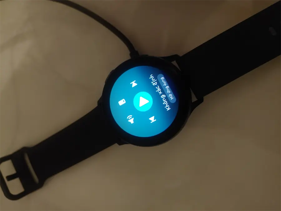 Khách hàng review Đồng hồ thông minh Samsung Galaxy Watch Active 2 40mm Đen 8