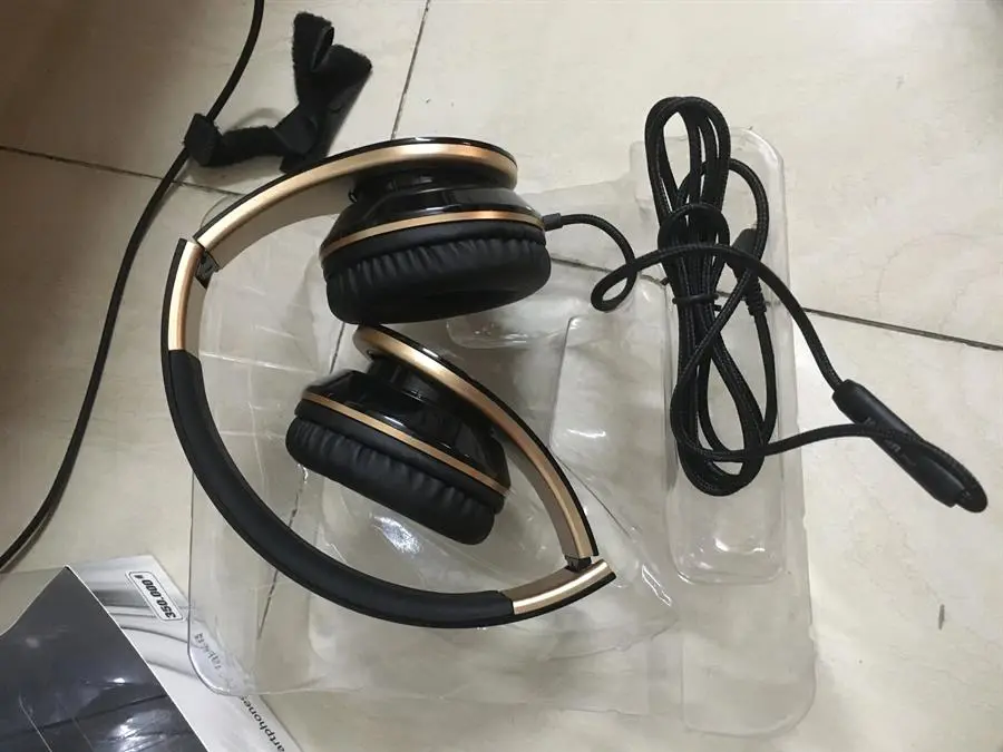 Khách hàng review Tai nghe Chụp Tai Kanen IP-2090 5