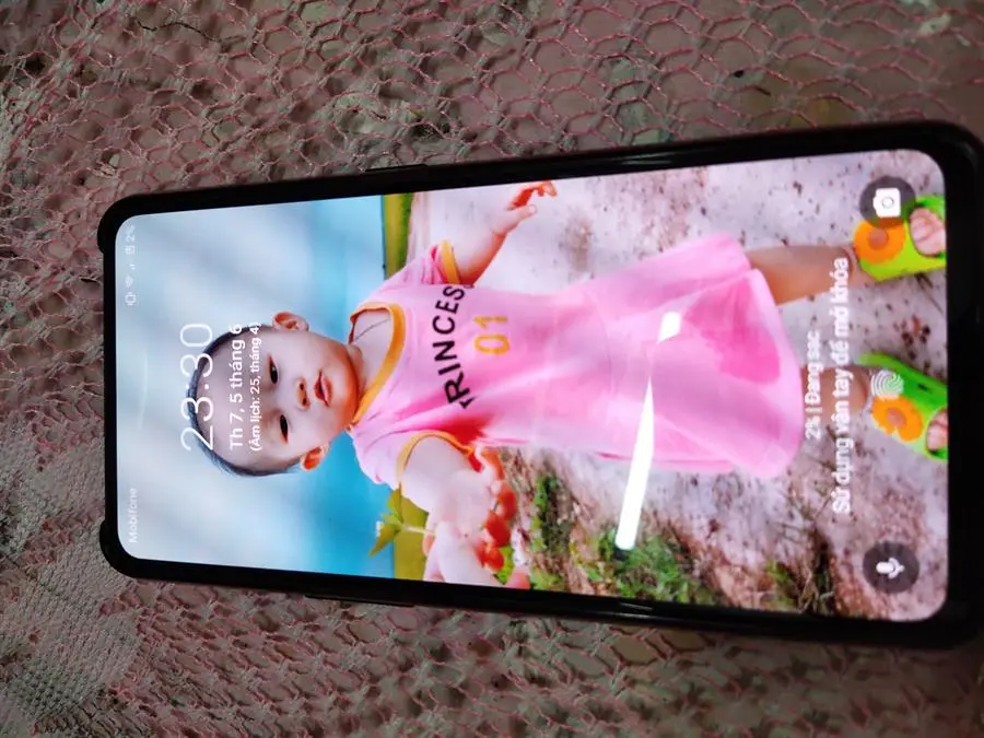 Khách hàng review Điện thoại Vsmart Active 3 (6GB/64GB) 4