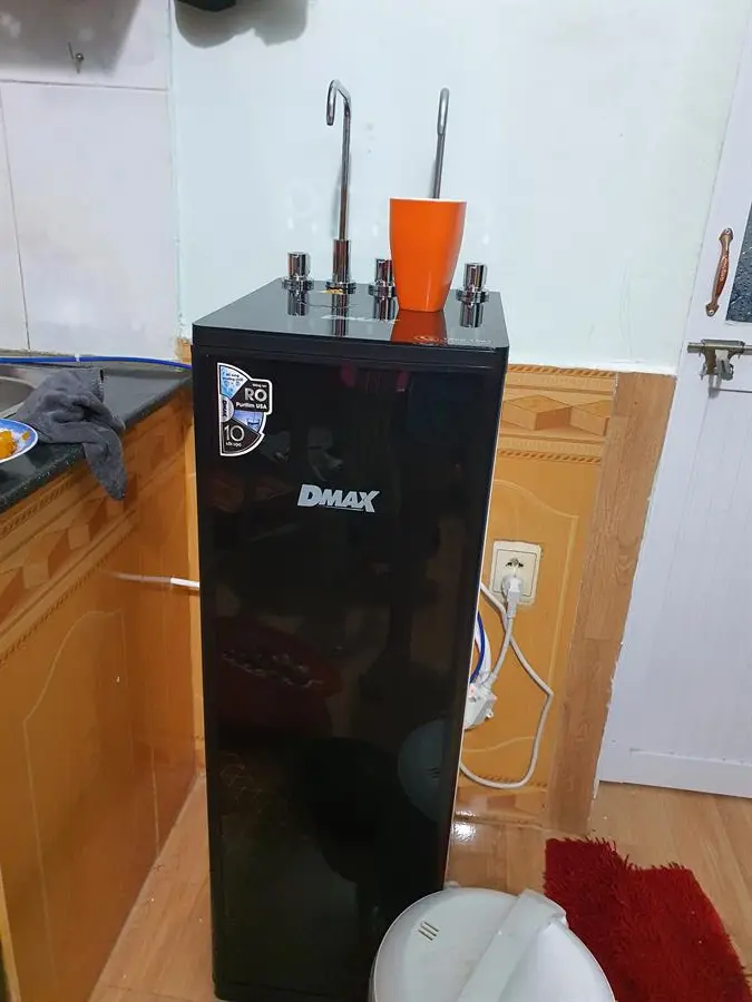 Khách hàng review Máy lọc nước RO nóng nguội lạnh Dmax LNT003 10 lõi 4