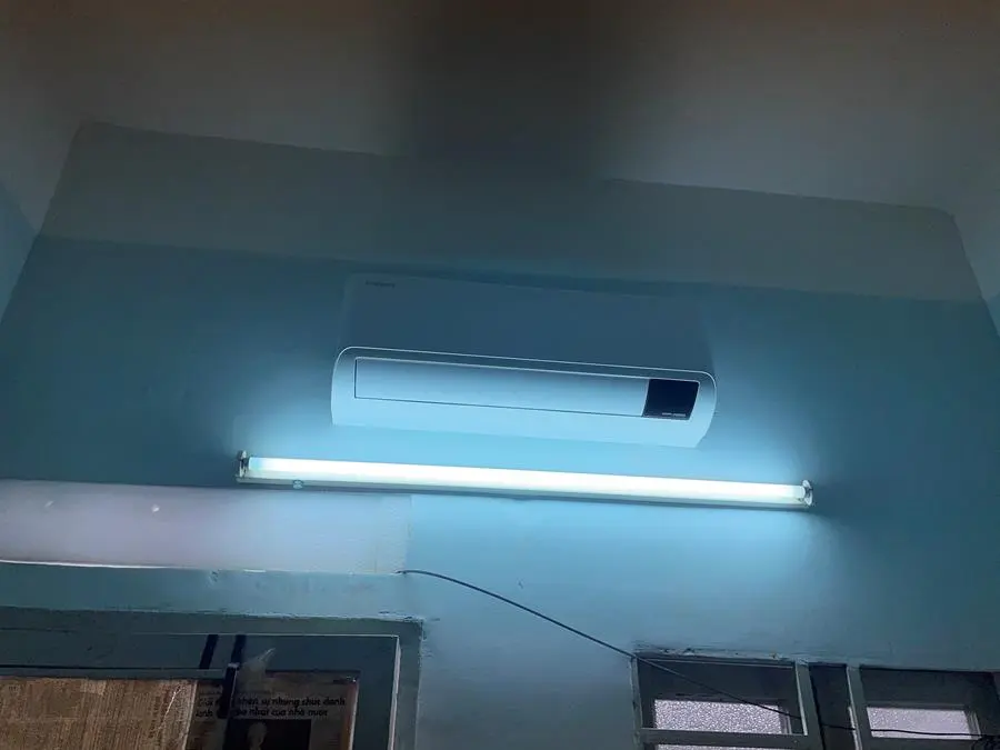 Khách hàng review Máy lạnh Samsung Inverter 1 HP AR10TYHYCWKNSV 36