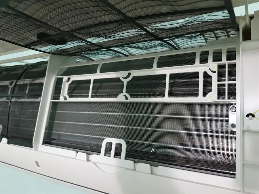 Khách hàng review Điều hòa Daikin Inverter 8500 BTU FTKA25VMVMV 11