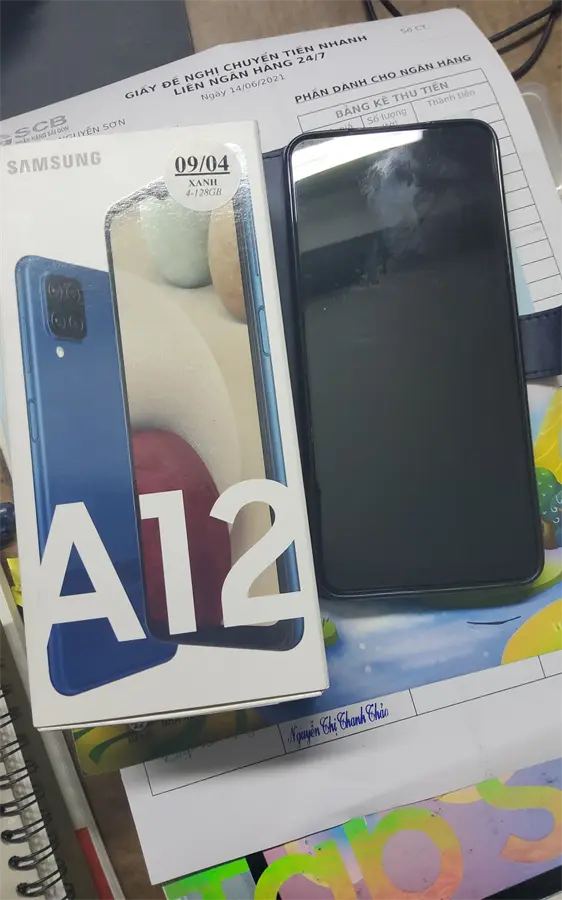 Khách hàng review Điện thoại Samsung Galaxy A12 4GB 6