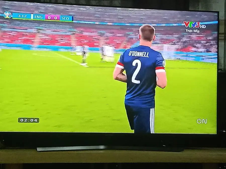Khách hàng review Smart Tivi Samsung 4K Crystal UHD 65 inch UA65TU8500 1