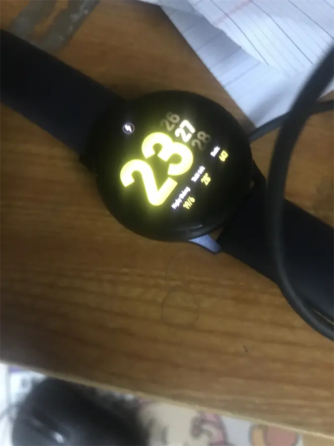 Khách hàng review Đồng hồ thông minh Samsung Galaxy Watch Active 2 40mm Đen 5