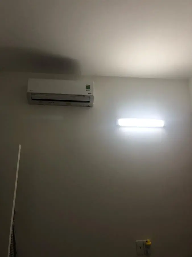 Khách hàng review Máy lạnh Toshiba Inverter 1 HP RAS-H10D2KCVG-V 8