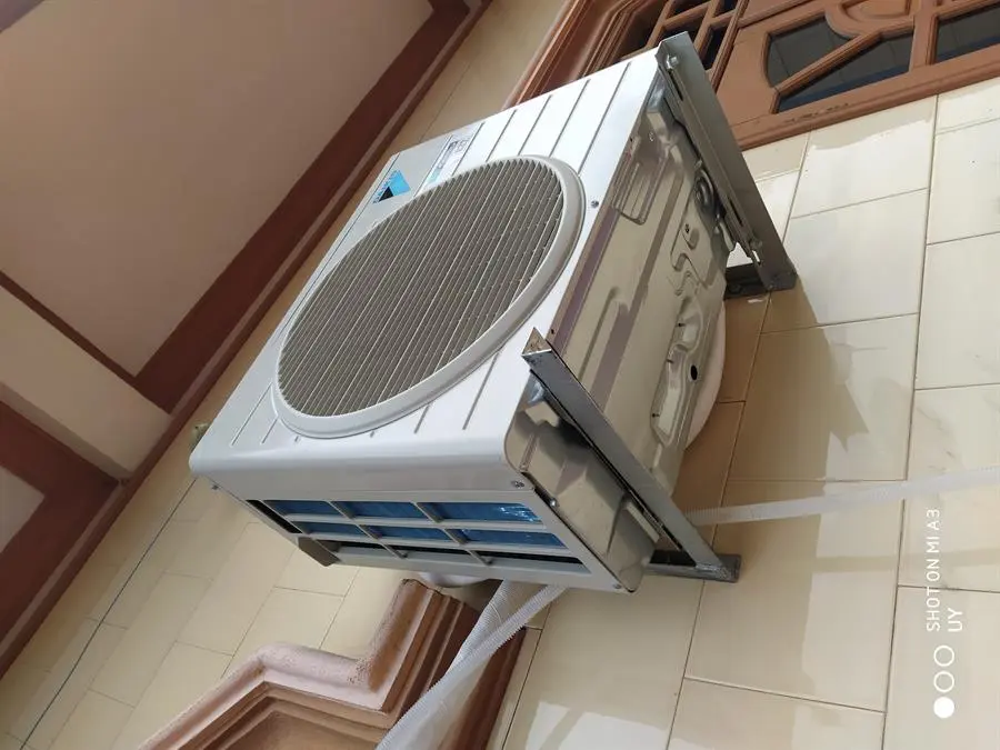 Khách hàng review Máy lạnh Daikin Inverter 1.5 HP FTKA35VMVMV 4