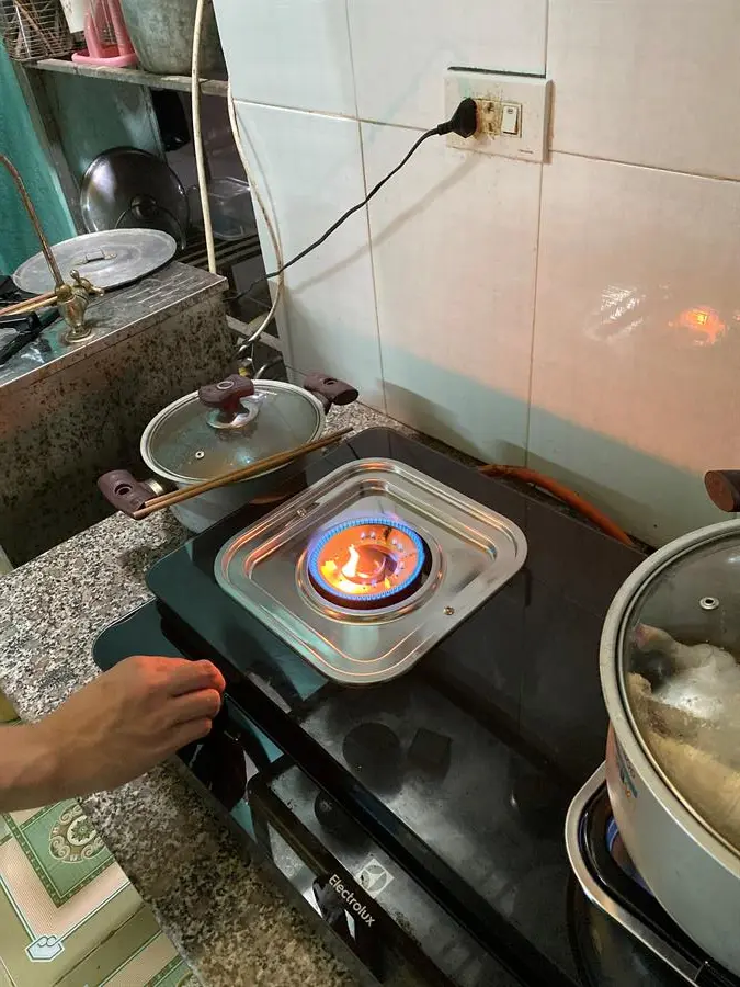 Khách hàng review Bếp ga đôi Electrolux ETG728GKR 7