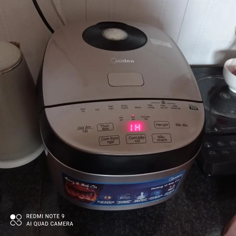 Khách hàng review Nồi cơm điện tử Midea 1.8 lít MB-FS5023 3