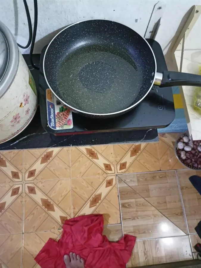 Khách hàng review Chảo nhôm chống dính vân đá đáy từ 26 cm DMX CDD 8