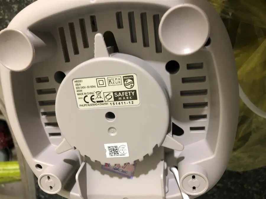 Khách hàng review Máy xay sinh tố Philips HR2051 Trắng xám 4