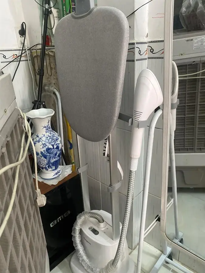 Khách hàng review Bàn ủi hơi nước đứng Kangaroo KG-75B8 1580W 12
