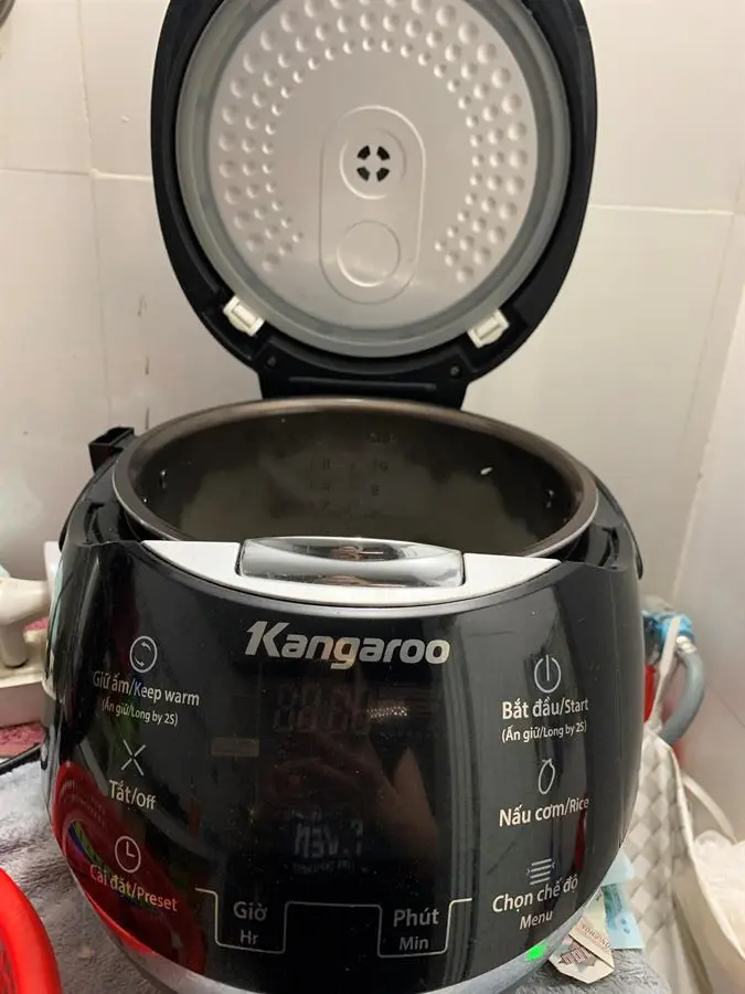 Khách hàng review Nồi cơm điện tử Kangaroo 1.8 lít KG595 33