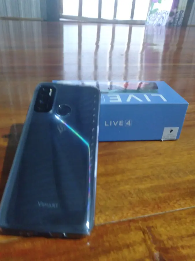 Khách hàng review Điện thoại Vsmart Live 4 6GB 6