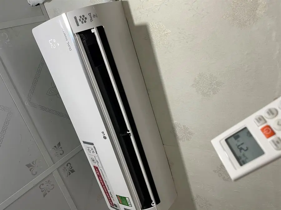 Khách hàng review Máy lạnh LG Inverter 1.5 HP V13API1 22