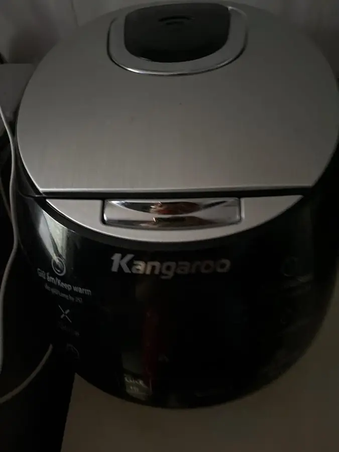 Khách hàng review Nồi cơm điện tử Kangaroo 1.8 lít KG595 26