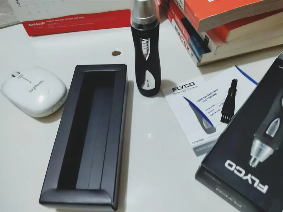 Khách hàng review Máy tỉa lông mũi và lông tai Flyco FS7805VN 2