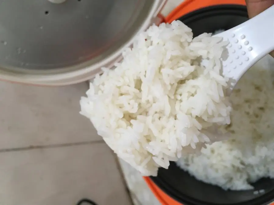 Khách hàng review Nồi cơm nắp gài Kangaroo 1.2 lít KG826S 20