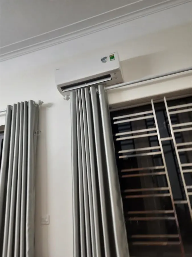 Khách hàng review Điều hòa Daikin Inverter 8500 BTU FTKA25VMVMV 10